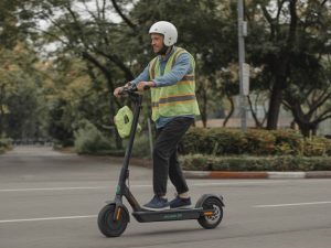 sécurité et performance : comment choisir une trottinette électrique adaptée